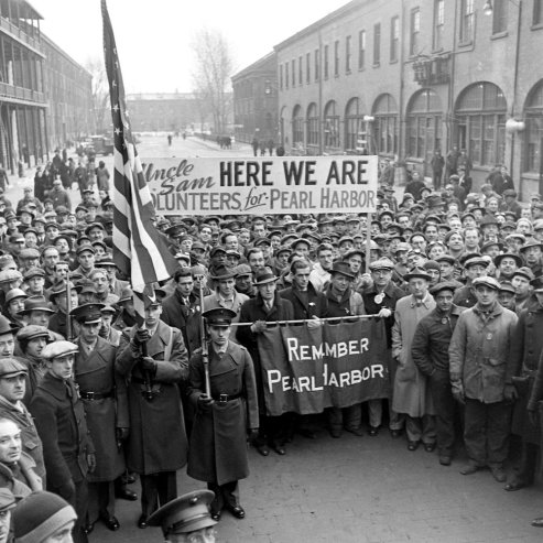 Workers at the Brooklyn Navy Yard volunteer for service. Credit: Life Magazine