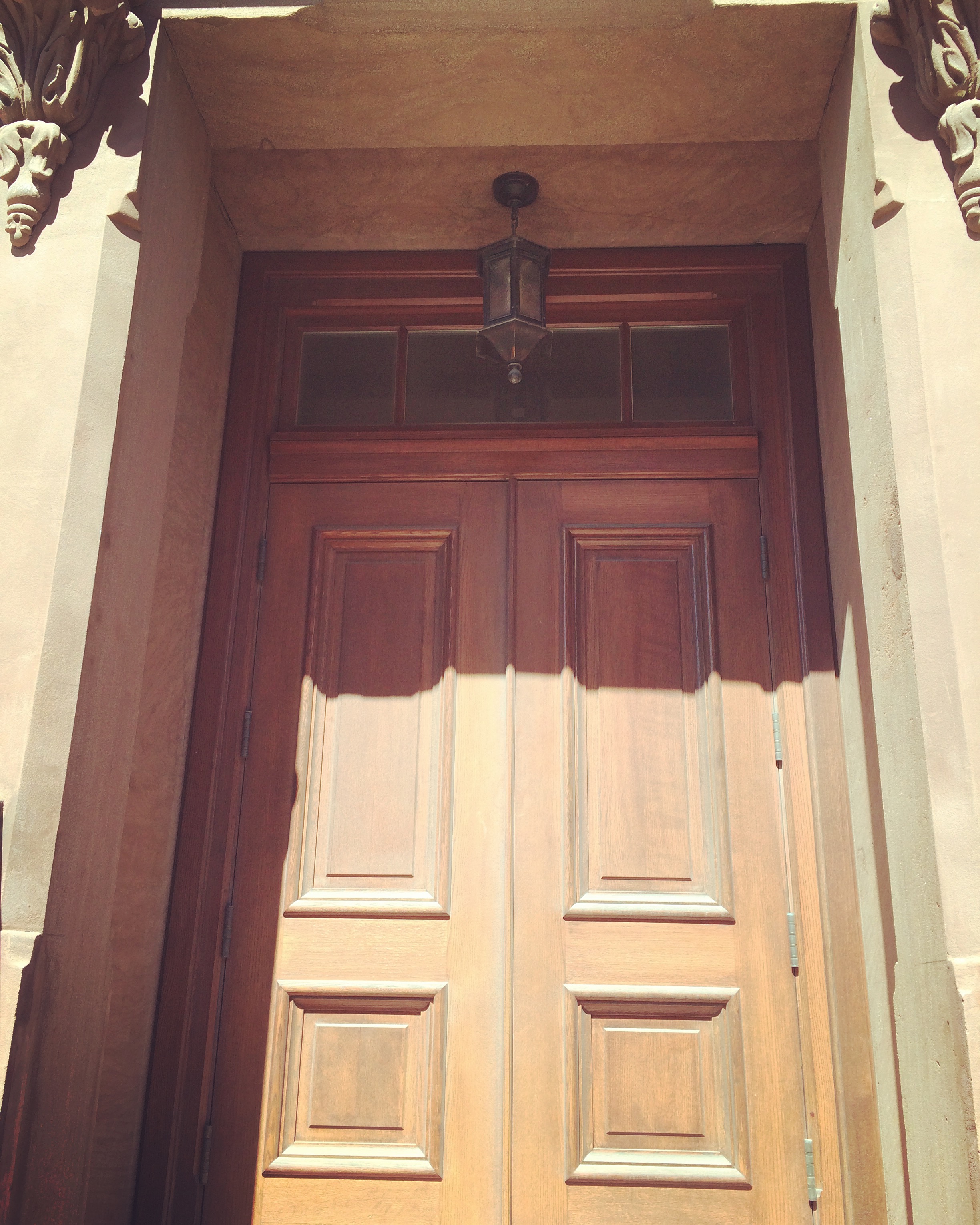 Front door of BLDG 92, recreated by Bien Hecho.