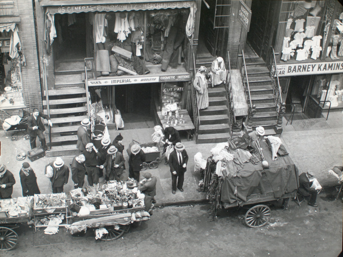 From Orchard to Essex: Street Peddlers and Market Vendors